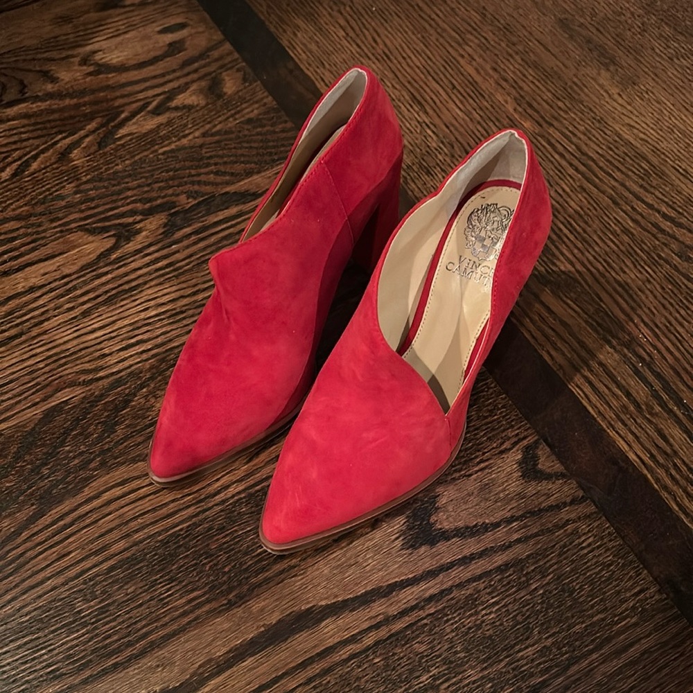 vince camuto red shoes
